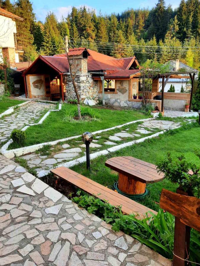 Guesthouse Classic Dospat Exterior foto